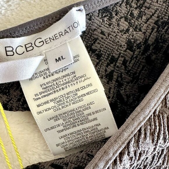 NWT BCBGeneration Mini Bodycon Dress in Licorice - Size M/L - Picture 3 of 7